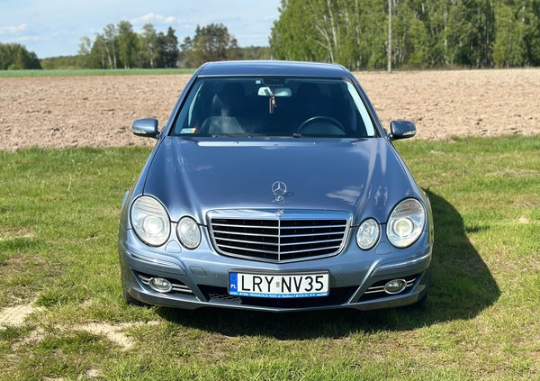 Mercedes-Benz Klasa E cena 33500 przebieg: 260000, rok produkcji 2006 z Ząbki małe 137